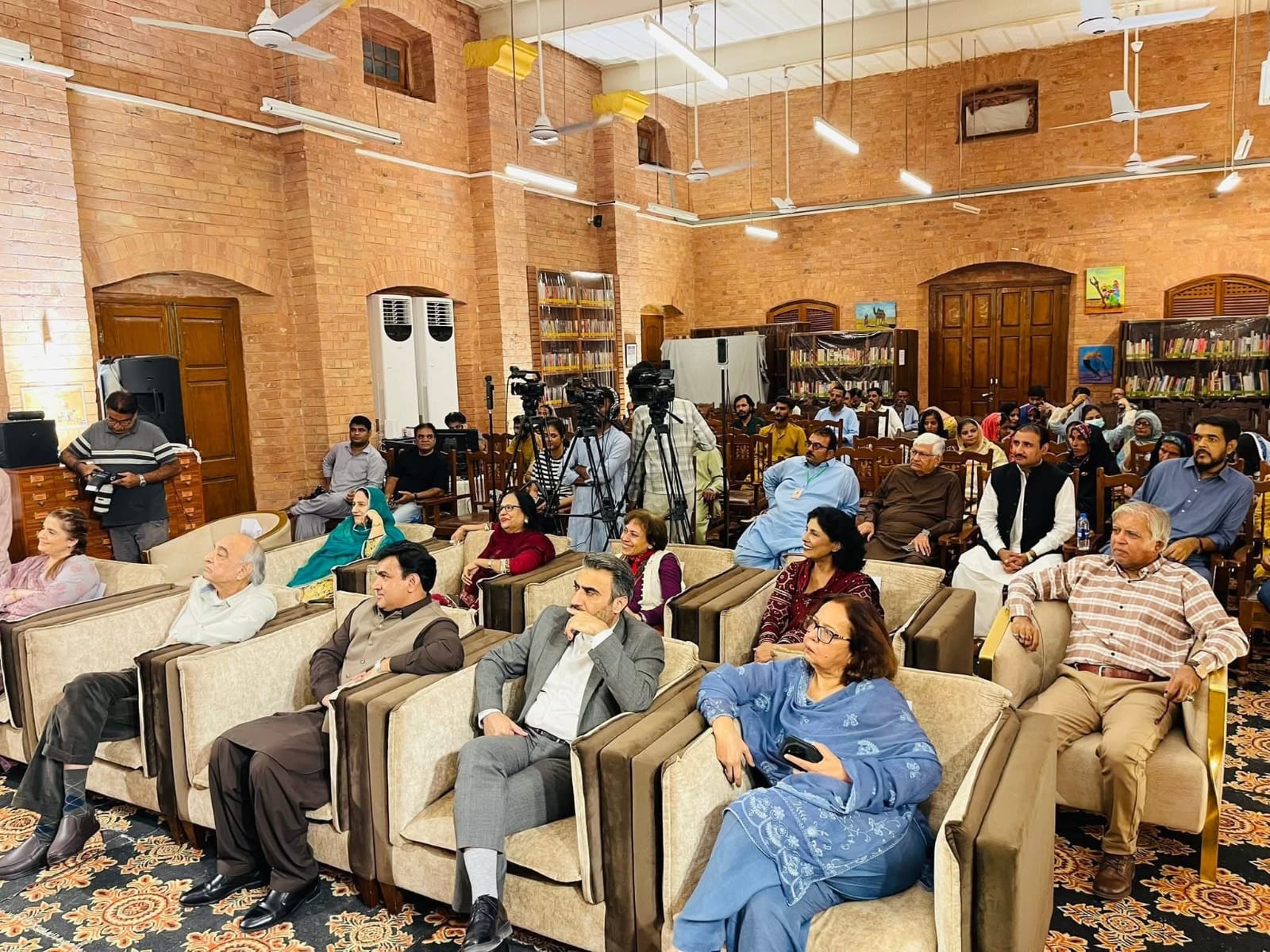 بسنت ہال کلچرل سینٹر حیدرآباد میں عالمی یومِ دیہی خواتین کے سیمینار کا انعقاد